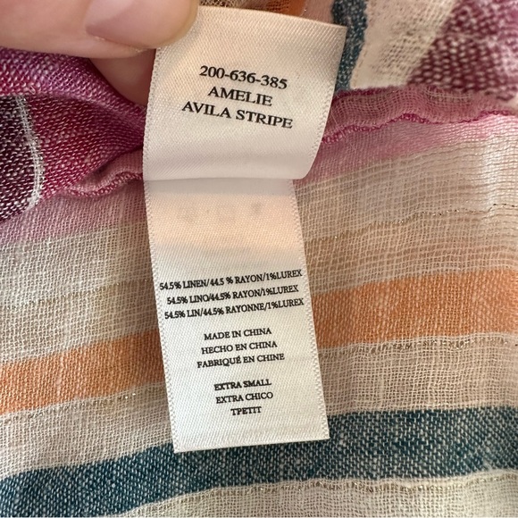 Rails Amelie Button Down in Avilla Stripe. Size XS - Picture 9 of 10